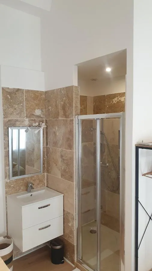 Apartament Superbe Maison 68M2 Avec Cour -Hypercentre Awinion