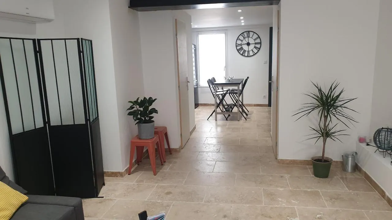 Superbe Maison 68M2 Avec Cour -Hypercentre Avignon