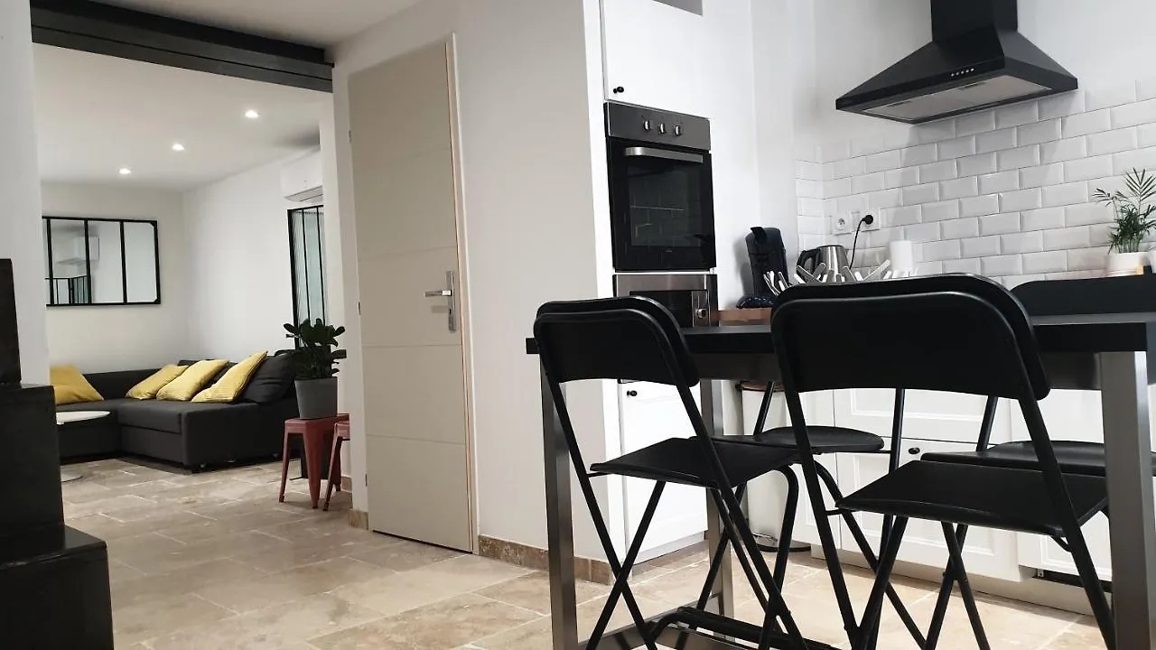 Apartment Superbe Maison 68M2 Avec Cour -Hypercentre Avignon